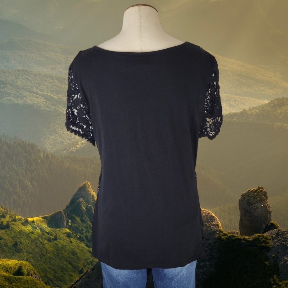 New Directions Lace Top - Picture 3 of 7
